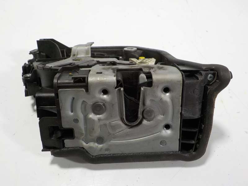 Recambio de cerradura puerta trasera derecha para bmw serie 2 gran tourer (f46) 2.0 16v turbodiesel referencia OEM IAM 512272819