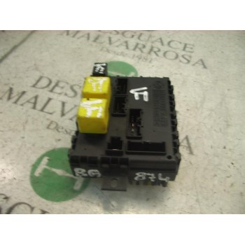 CAJA RELES / FUSIBLES 