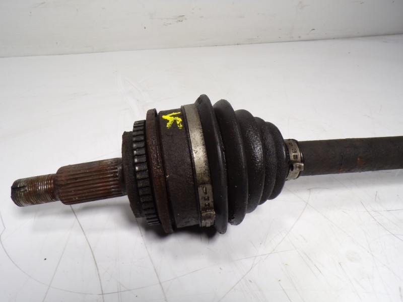 Recambio de transmision trasera izquierda para land rover discovery 2.7 td v6 cat referencia OEM IAM TOB500250  