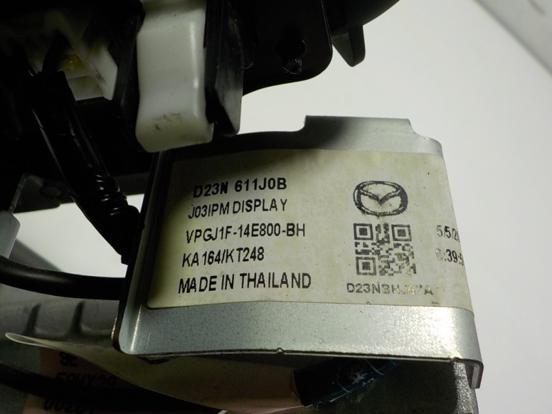 Recambio de pantalla multifuncion para mazda cx-3 2.0 16v cat referencia OEM IAM  D23N611J0B 