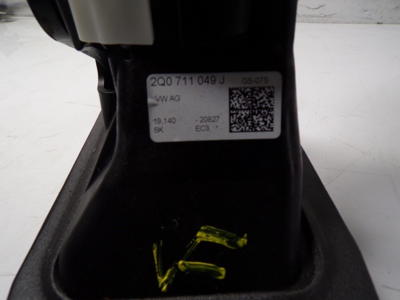 Recambio de palanca cambio para seat ibiza (kj1) 1.0 referencia OEM IAM 2Q0711049J 2Q0711049J 