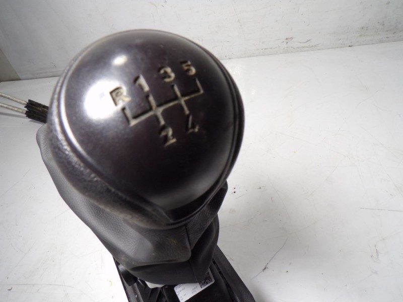 Recambio de palanca cambio para seat ibiza (kj1) 1.0 referencia OEM IAM 2Q0711049J 2Q0711049J 