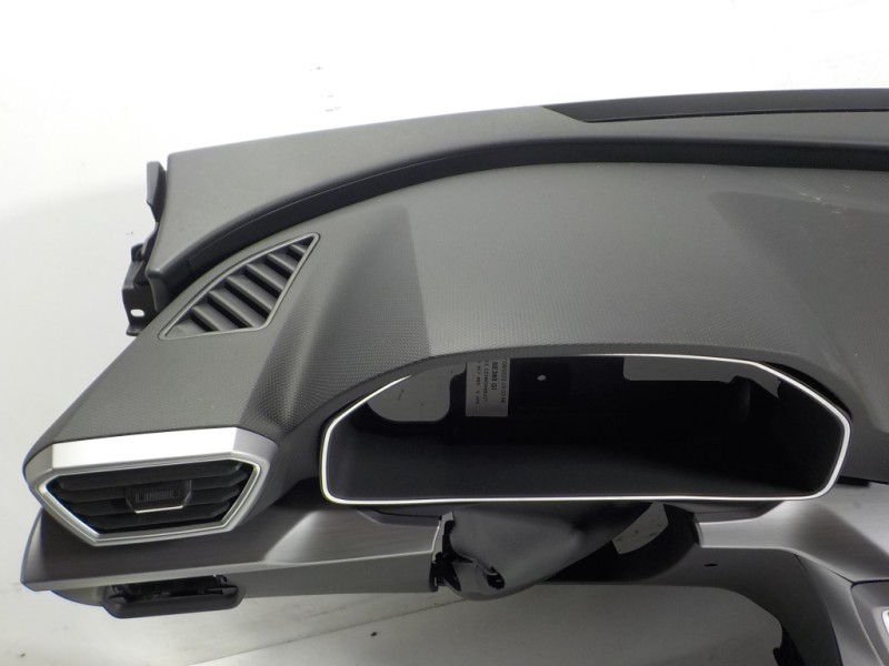 Recambio de salpicadero para seat leon sportstourer (kl8) fr referencia OEM IAM 5FB857003N4PK  5FA880204G