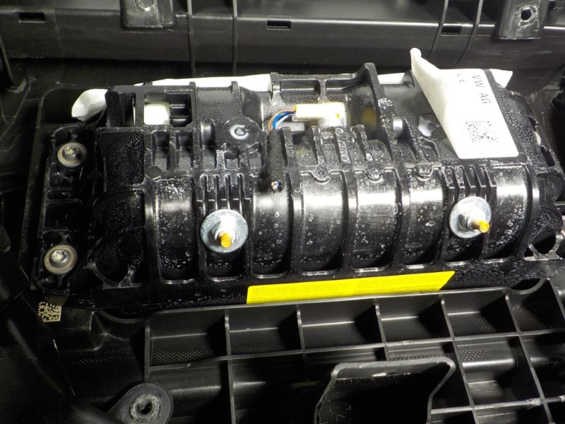 Recambio de salpicadero para seat leon sportstourer (kl8) fr referencia OEM IAM 5FB857003N4PK  5FA880204G