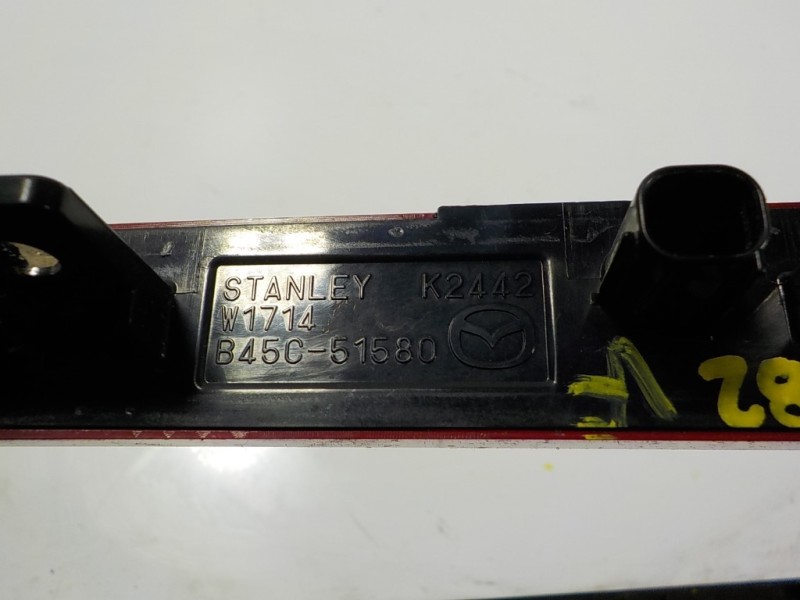 Recambio de piloto trasero central para mazda cx-3 2.0 16v cat referencia OEM IAM  B45C51580 