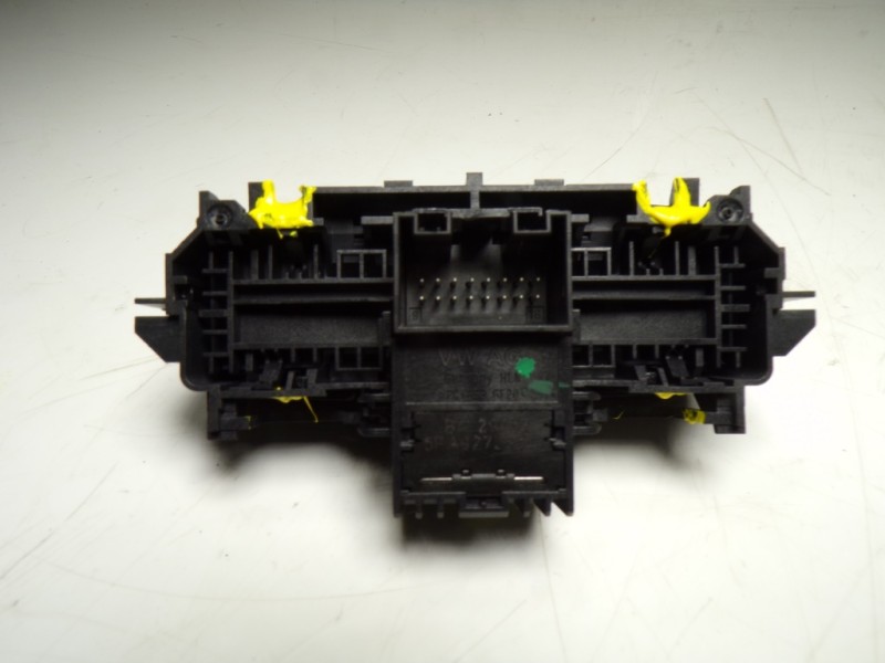 Recambio de palanca freno de mano para seat leon sportstourer (kl8) 2.0 tdi referencia OEM IAM 5FA927225VRY 5FA927225 