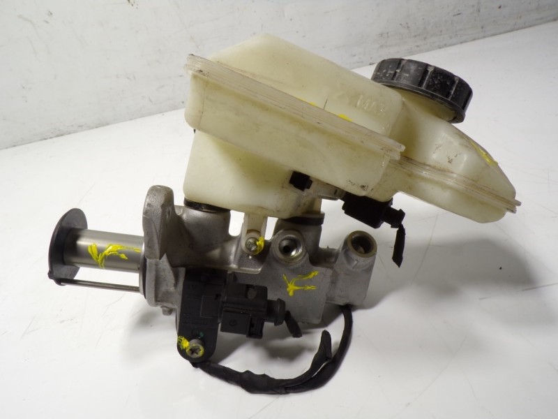 Recambio de bomba freno para seat ibiza (kj1) 1.0 referencia OEM IAM 2Q1614019REP 2Q1611301 