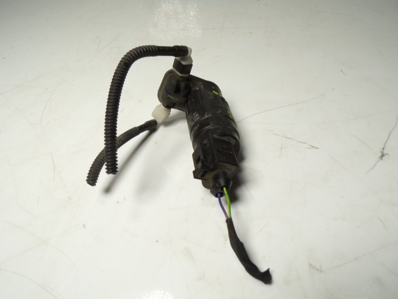 Recambio de bomba limpia para seat ibiza (kj1) 1.0 referencia OEM IAM 1K6955651 1K6955651 