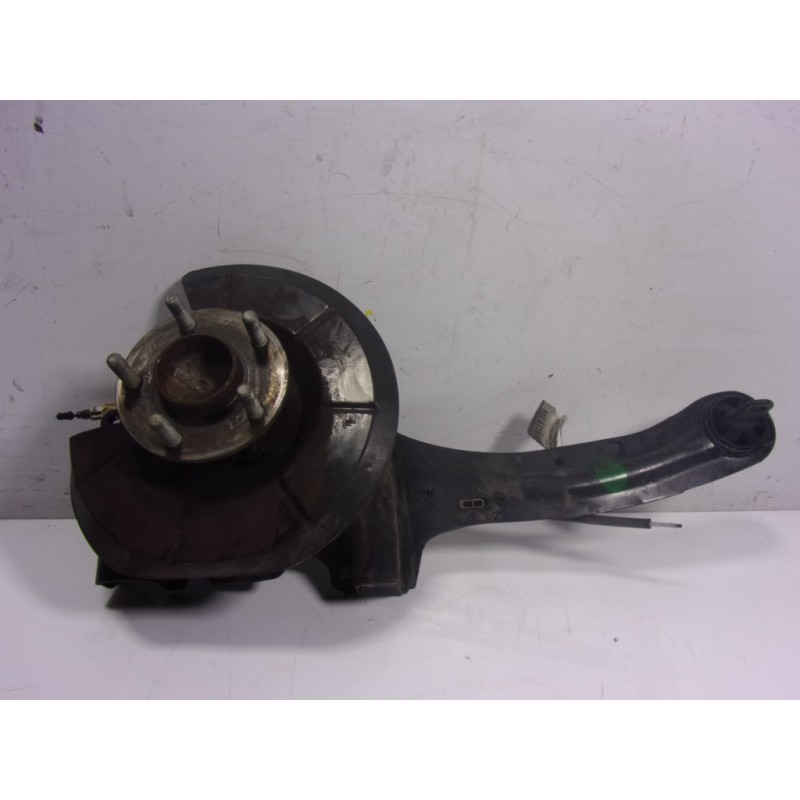 Recambio de mangueta trasera derecha para volvo c30 2.4 20v diesel referencia OEM IAM 30736775  31340686