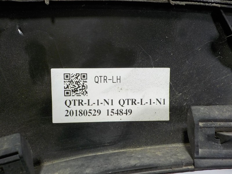 Recambio de aletin trasero izquierdo para subaru xv (g5) executive plus referencia OEM IAM  20180529 