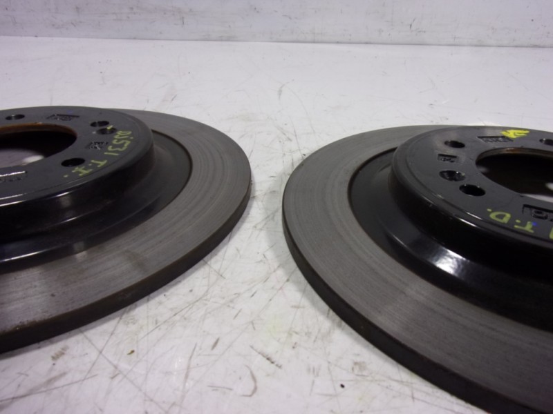 Recambio de disco freno trasero para hyundai tucson 1.6 crdi referencia OEM IAM   