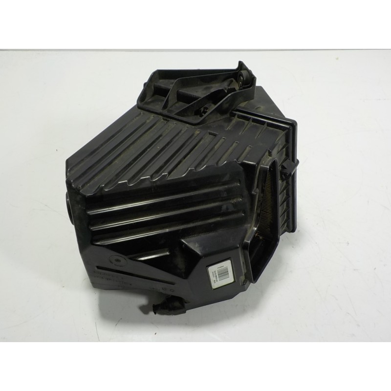 Recambio de filtro aire para land rover discovery sport 2.0 td4 cat referencia OEM IAM LR071943 GJ329600AD 