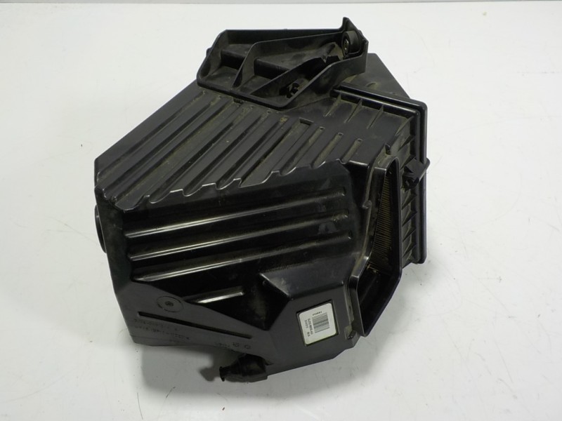 Recambio de filtro aire para land rover discovery sport 2.0 td4 cat referencia OEM IAM LR071943 GJ329600AD 