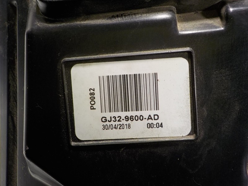 Recambio de filtro aire para land rover discovery sport 2.0 td4 cat referencia OEM IAM LR071943 GJ329600AD 