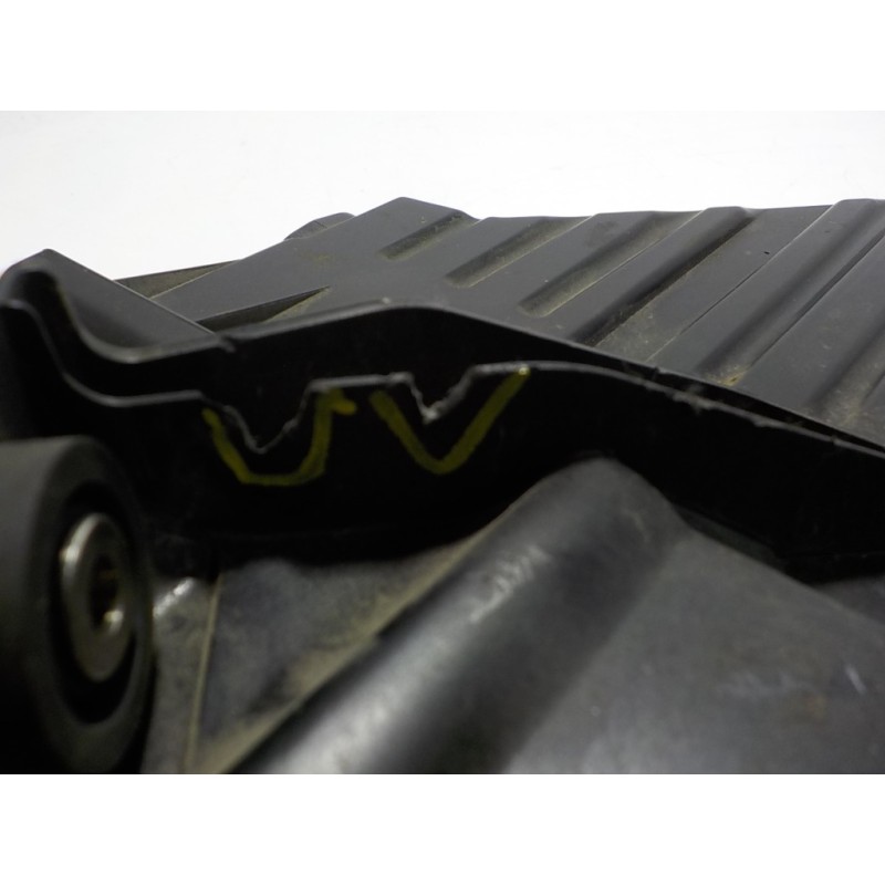 Recambio de filtro aire para land rover discovery sport 2.0 td4 cat referencia OEM IAM LR071943 GJ329600AD 