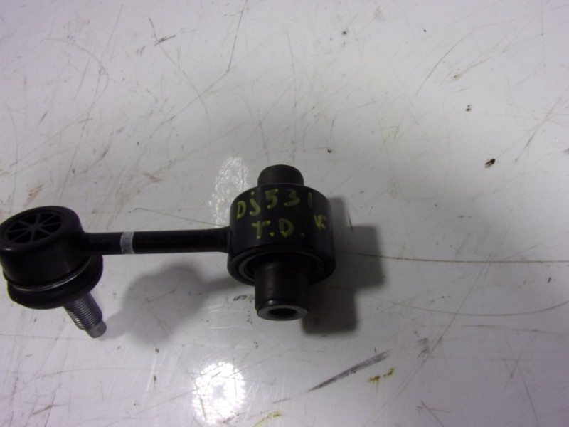 Recambio de tirante trasero derecho para hyundai tucson 1.6 crdi referencia OEM IAM   