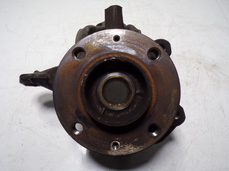 Recambio de mangueta delantera derecha para peugeot 2008 (--.2013) 1.6 blue-hdi fap referencia OEM IAM 364790  