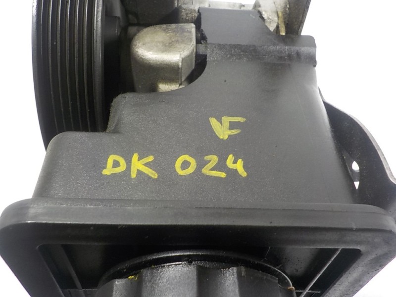 Recambio de bomba direccion para bmw x3 (e83) 2.0 16v diesel cat referencia OEM IAM 32413450766  