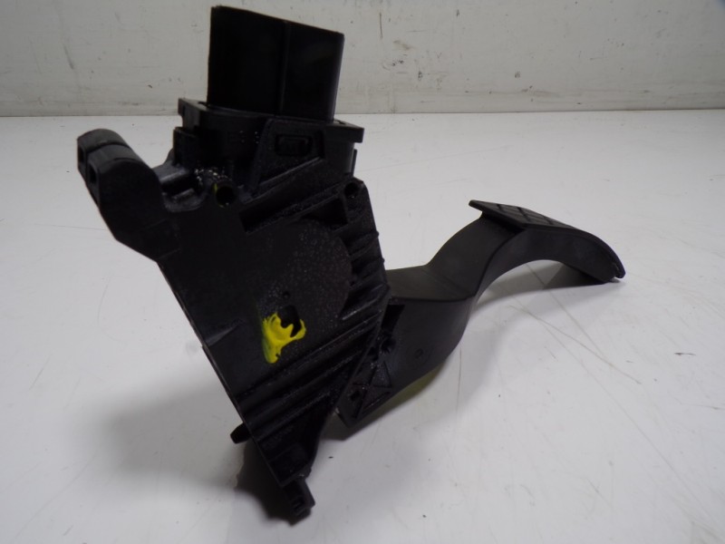 Recambio de potenciometro pedal para seat leon sportstourer (kl8) 2.0 tdi referencia OEM IAM 5Q1723503K 5Q1723503K 