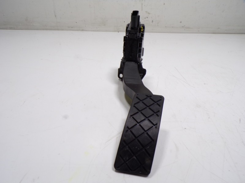 Recambio de potenciometro pedal para seat leon sportstourer (kl8) 2.0 tdi referencia OEM IAM 5Q1723503K 5Q1723503K 