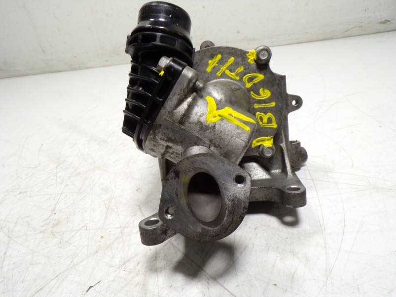 Recambio de bomba agua para opel astra k sports tourer business referencia OEM IAM  55496778 