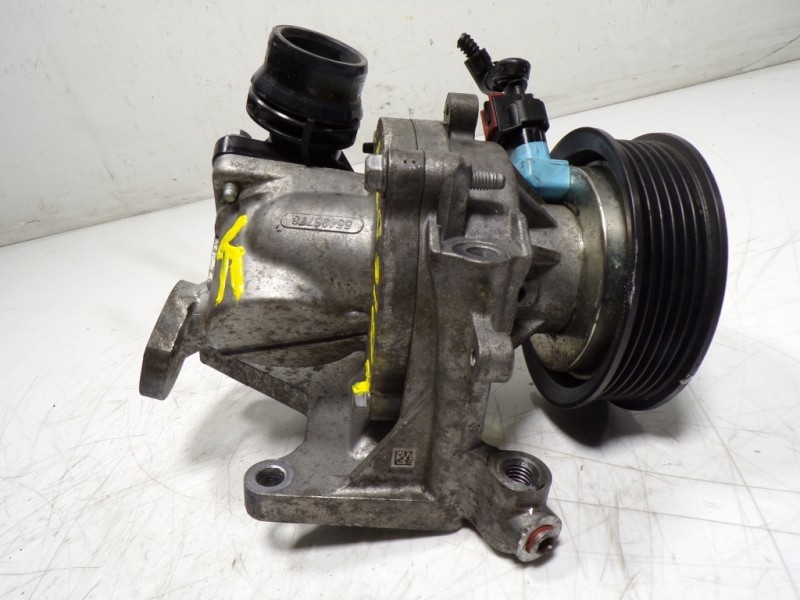 Recambio de bomba agua para opel astra k sports tourer business referencia OEM IAM  55496778 