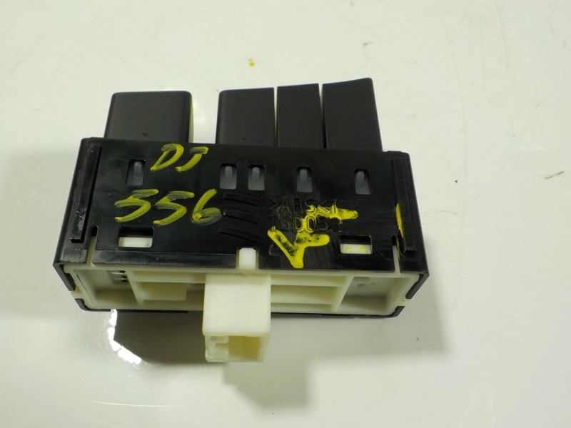 Recambio de modulo electronico para lexus nx 300h 2wd referencia OEM IAM 8497578010 2772B16 