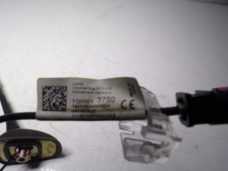 Recambio de antena para opel grandland x 1.5 cdti dpf referencia OEM IAM YQ00013780 YQ00013780 