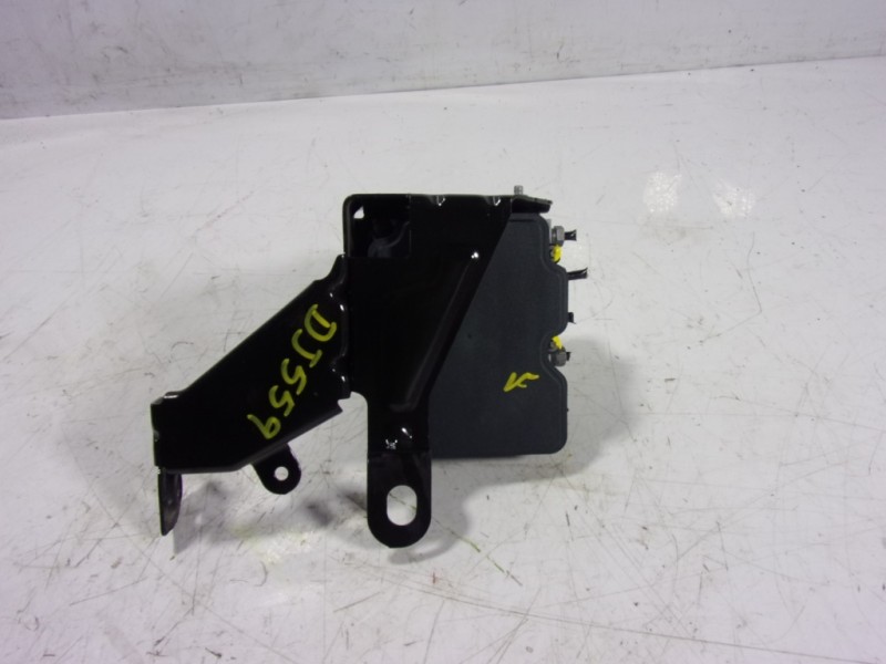 Recambio de abs para toyota proace referencia OEM IAM  9840461080 