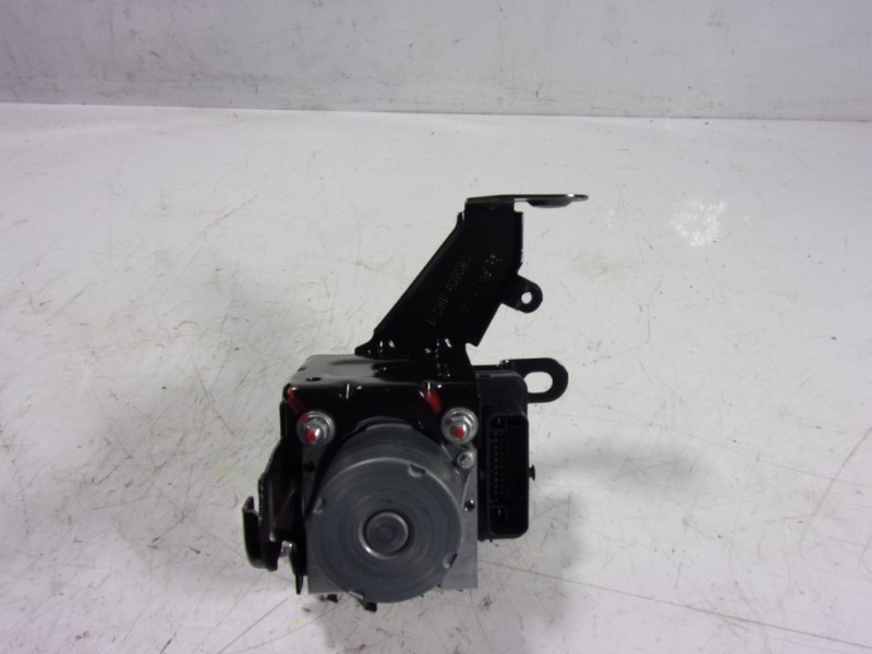 Recambio de abs para toyota proace referencia OEM IAM  9840461080 