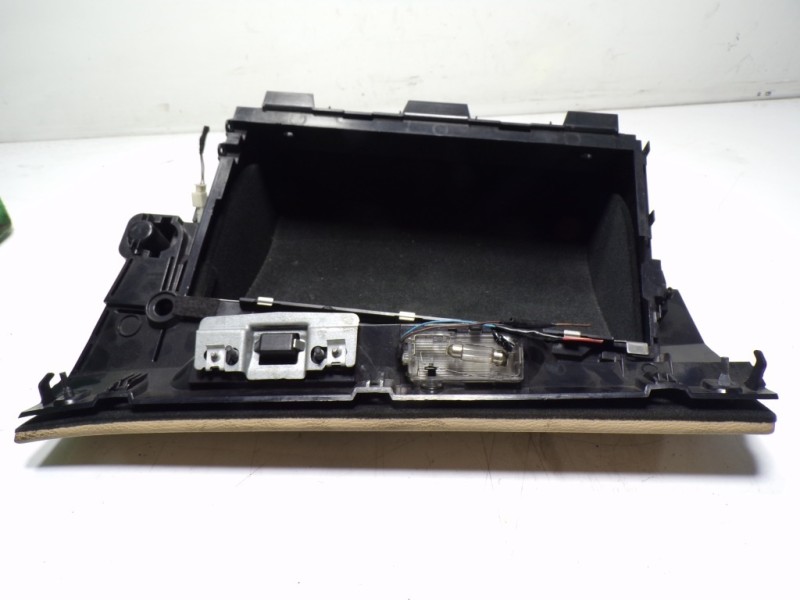 Recambio de guantera para bmw x3 (e83) 2.0 16v diesel cat referencia OEM IAM 51163420528 000003311620 