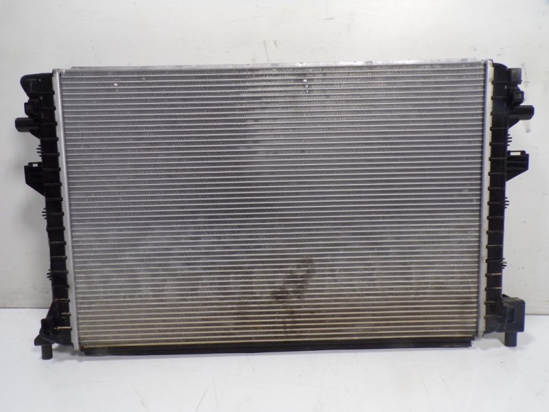Recambio de radiador agua para seat leon sportstourer (kl8) xcellence referencia OEM IAM 5Q0121251HS 5Q0121251HS 