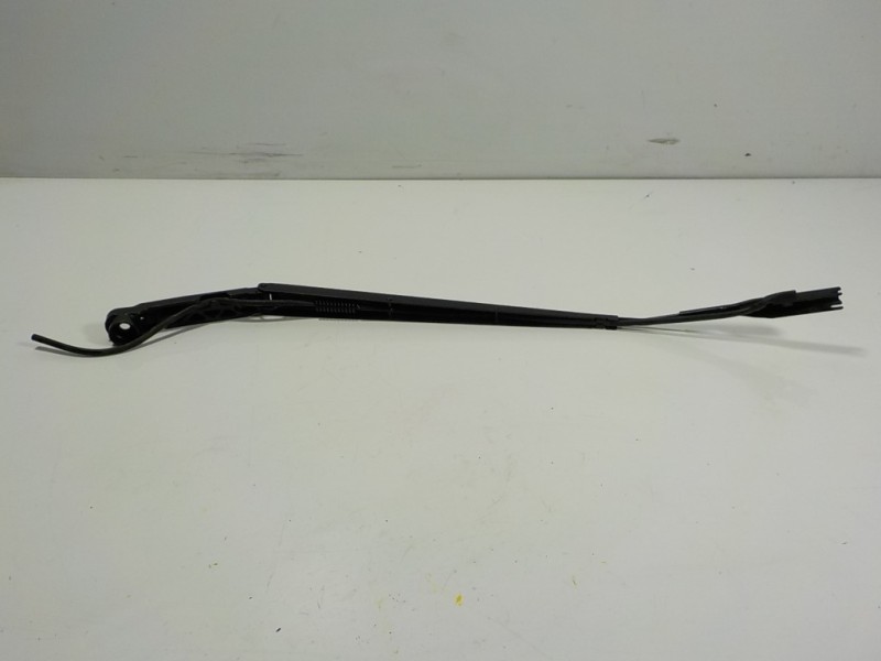Recambio de brazo limpia delantero derecho para subaru xv (g5) executive plus referencia OEM IAM   