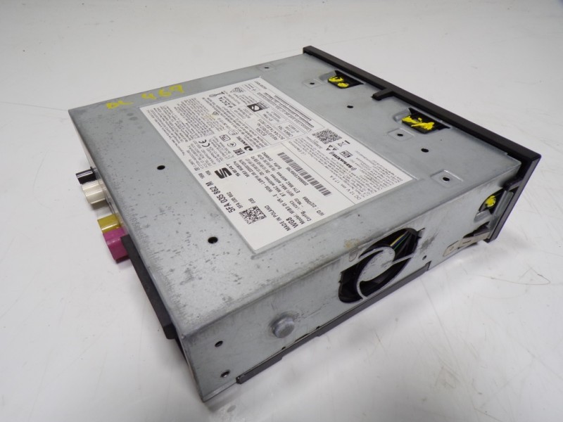 Recambio de sistema audio / radio cd para seat leon sportstourer (kl8) 2.0 tdi referencia OEM IAM 5FA035862M 5FA035862M 5FA03586