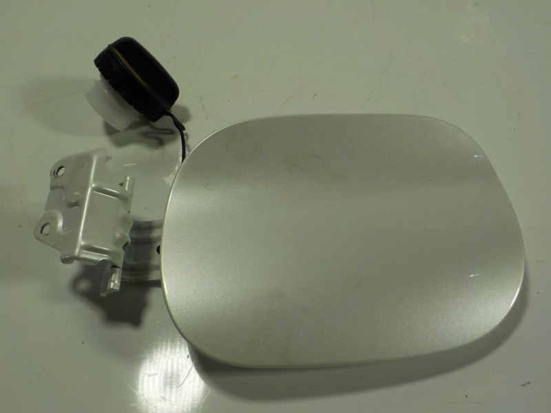 Recambio de tapa combustible para lexus nx 300h 2wd referencia OEM IAM 7735078010  