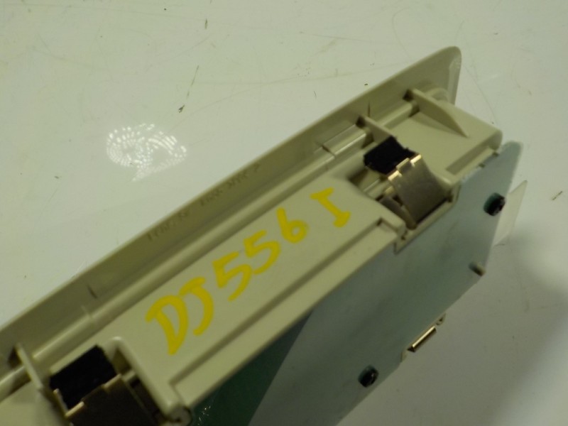 Recambio de piloto interior para lexus nx 300h 2wd referencia OEM IAM 8136078010A0  