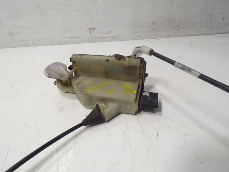 Recambio de cerradura puerta delantera izquierda para peugeot 208 1.4 hdi fap referencia OEM IAM 9688080080  