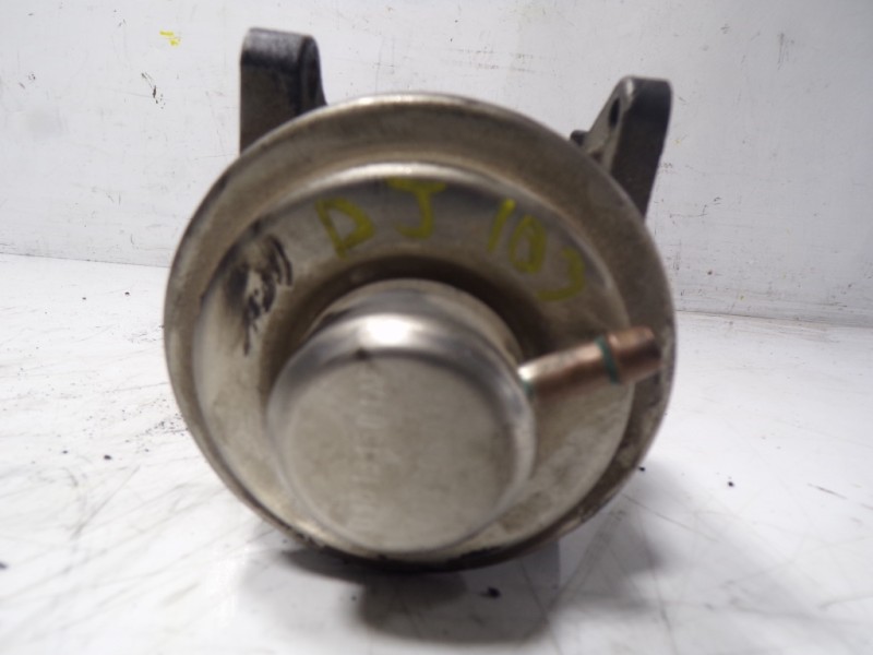 Recambio de valvula egr para seat leon (1p1) 1.9 tdi referencia OEM IAM  03813150AF 