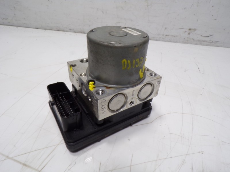 Recambio de abs para kia rio (yb) 1.2 cat referencia OEM IAM 58920H8200 58920H8200 