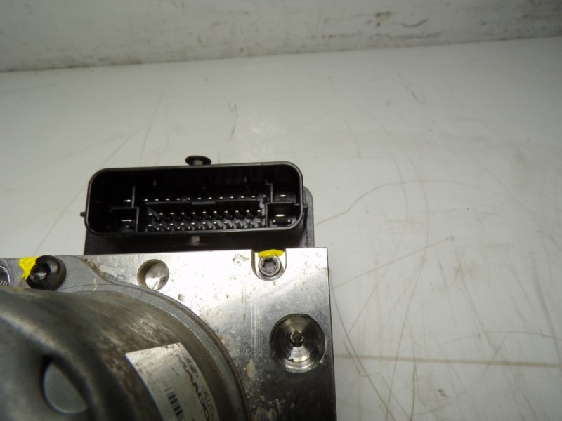 Recambio de abs para kia rio (yb) 1.2 cat referencia OEM IAM 58920H8200 58920H8200 