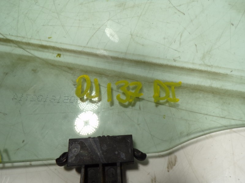 Recambio de cristal puerta delantero izquierdo para kia rio (yb) 1.2 cat referencia OEM IAM 82410H8040  