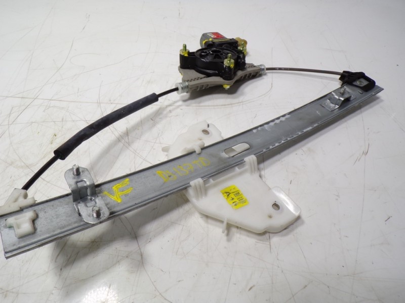 Recambio de elevalunas trasero derecho para kia rio (yb) 1.2 cat referencia OEM IAM 83402H8100 83460H8000 