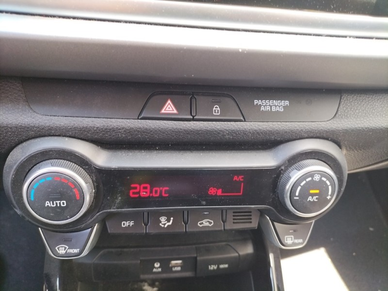 Recambio de mando climatizador para kia rio (yb) 1.2 cat referencia OEM IAM 97250H8220SA1 97250H8220 