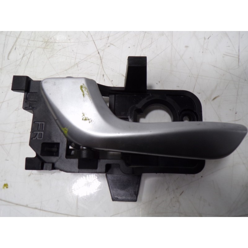 Recambio de maneta interior delantera izquierda para kia rio (yb) 1.2 cat referencia OEM IAM 82610H8510SA1  