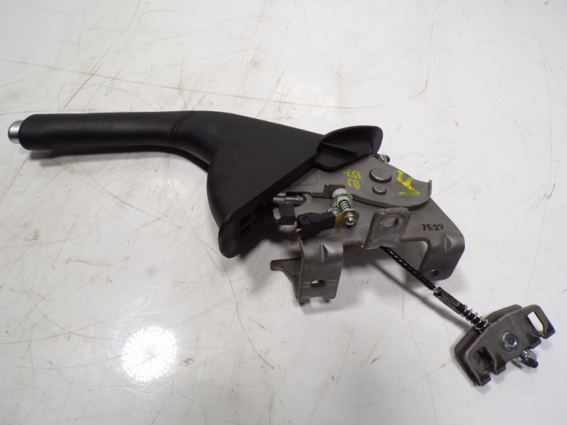 Recambio de palanca freno de mano para kia rio (yb) 1.2 cat referencia OEM IAM 59710H8100WK  