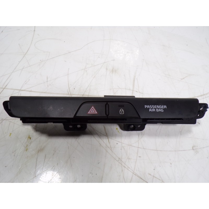 Recambio de warning para kia rio (yb) 1.2 cat referencia OEM IAM 93790H8010WK 4D63611000 