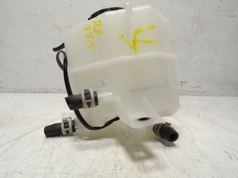 Recambio de deposito servo para lexus nx 300h 2wd referencia OEM IAM 4722078010  