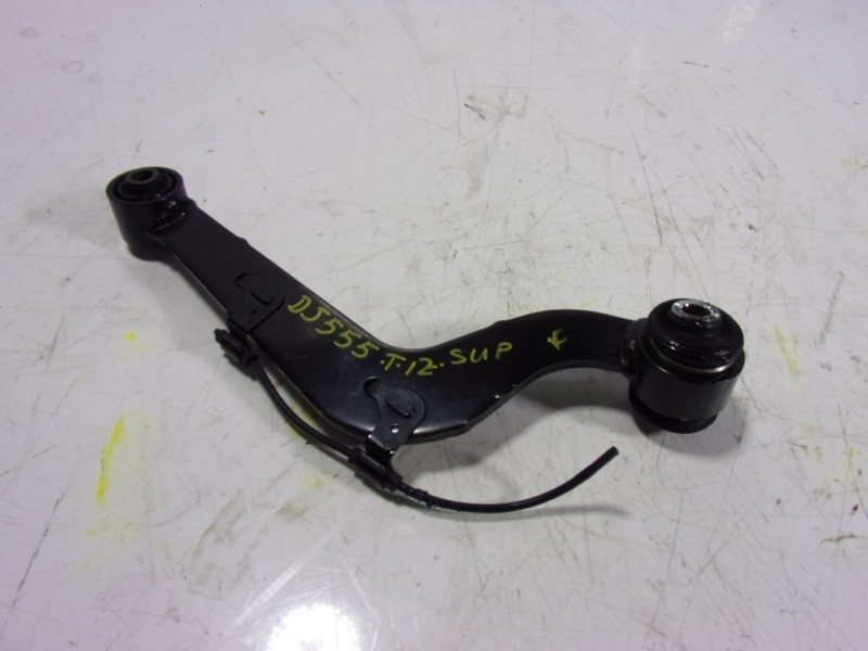 Recambio de brazo suspension superior trasero izquierdo para lexus nx 300h 2wd referencia OEM IAM 4879042020  