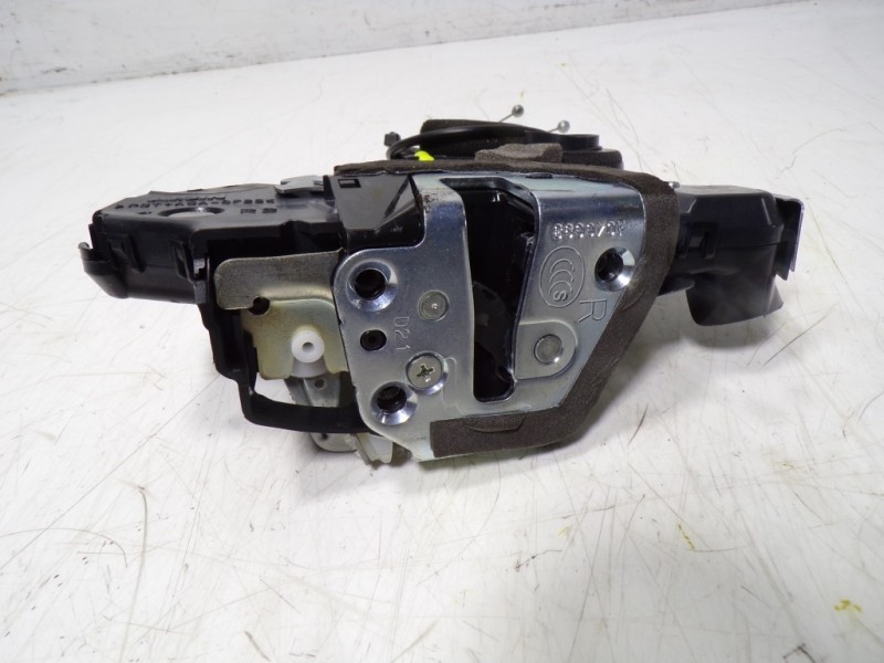 Recambio de cerradura puerta delantera derecha para lexus nx 300h 2wd referencia OEM IAM 6903060250  