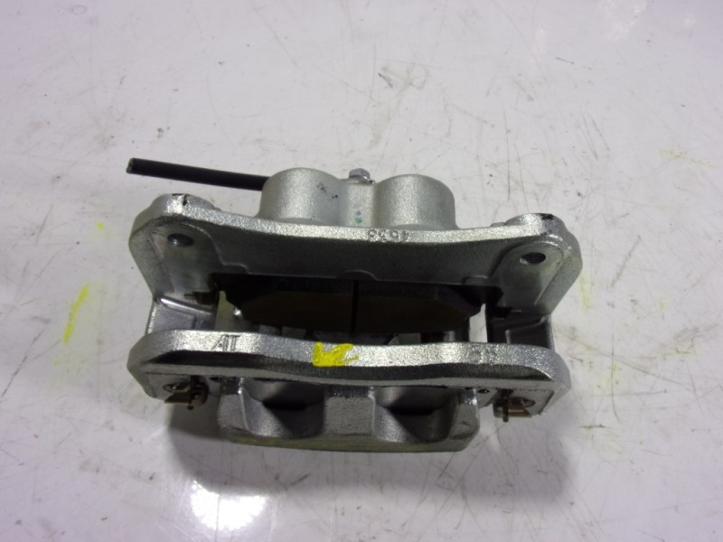 Recambio de pinza freno delantera izquierda para lexus nx 300h 2wd referencia OEM IAM 4775048110  